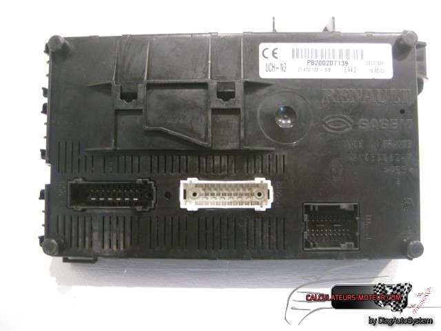 Calculateur UCH Sagem Renault Référence-P8200621762-UCH-N2